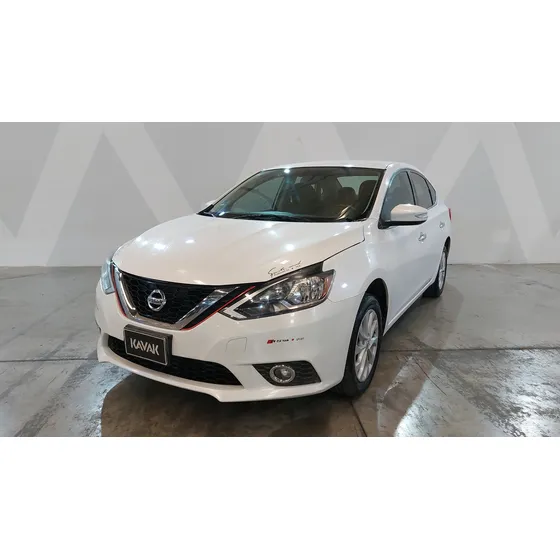 Nissan Sentra 1.8 Advance