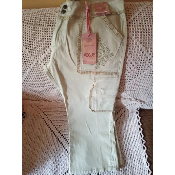 Pantalón Capri Talla Plus 17/18  Vogue Jeans  Us $ 25,00