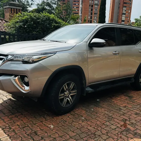 Toyota Fortuner 2020 2.7l