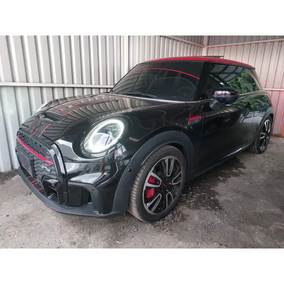 Mini John Cooper Works 2.0 Hot Chilli At