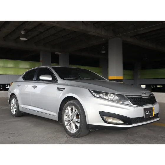 Kia Optima 2.0 At