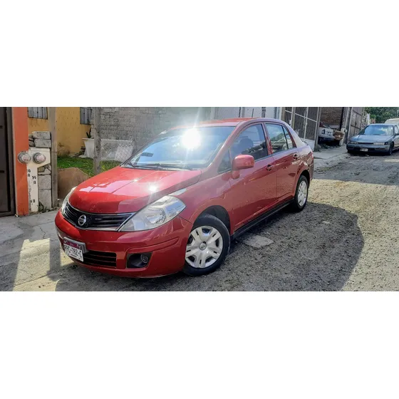 Nissan Tiida 1.8 Confort Ac Std
