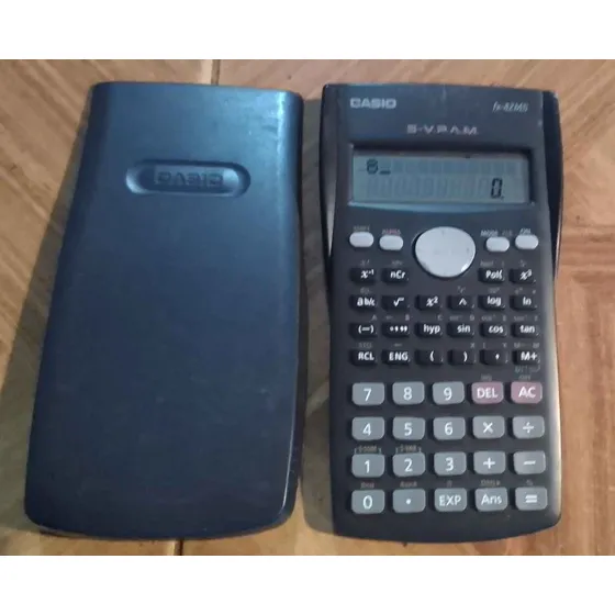 Calculadora Cientifica Casio Fx-82ms 240 Func - Funciona Ok Gris Oscuro