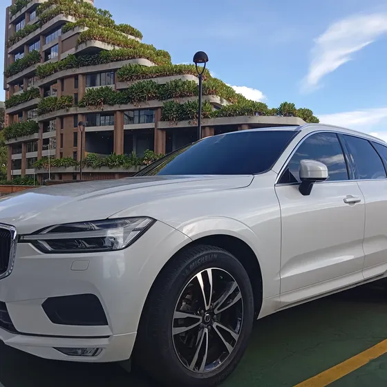 Volvo Xc60 2021 2.0 T5 Awd 4x4 Momentum Blindaje 2+