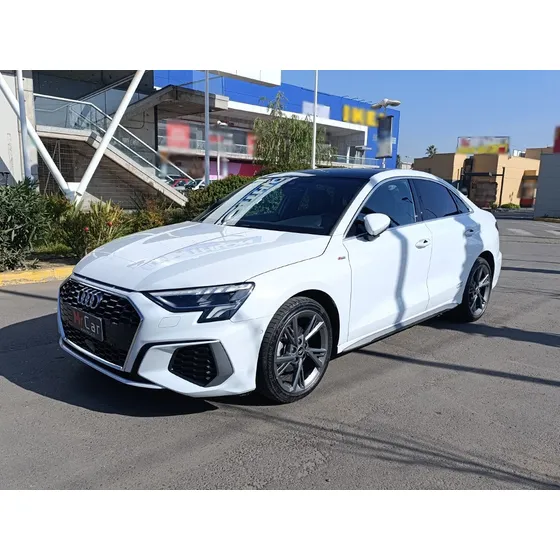 Audi A3 S-line Sedán