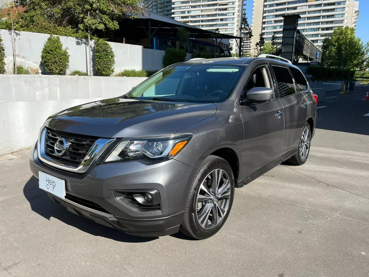 Nissan Pathfinder Exclusive