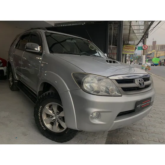 Toyota Hilux Hilux Sw4 Srv D4-d 4x4 3.0 Tdi Dies. Aut
