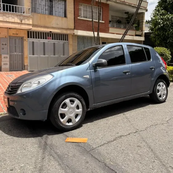 Renault Sandero 2012 1.6 Authentique