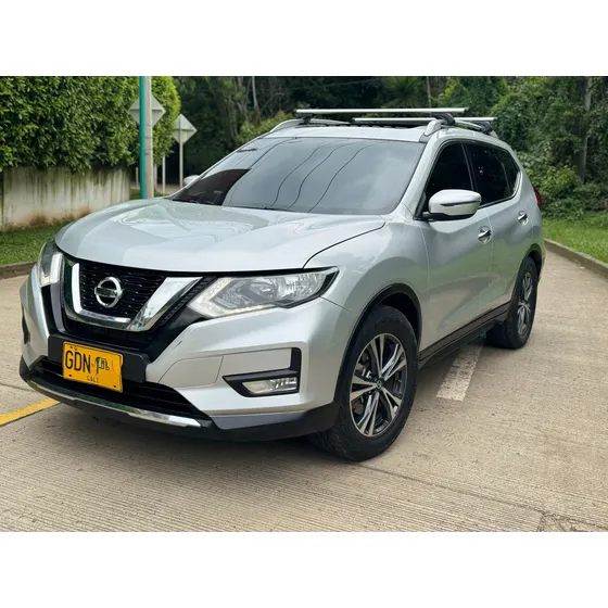 Nissan X-trail 2.5 Advance