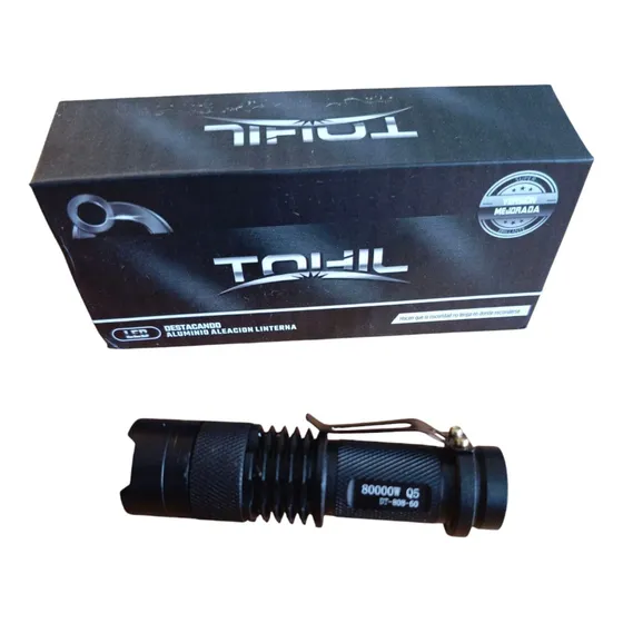 Linterna Tohil 2000 Lúmenes Dt 808 60 Luz Blanca