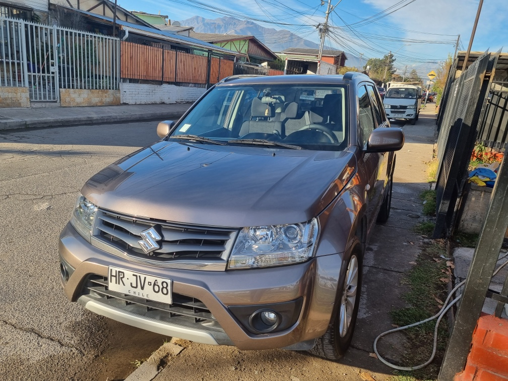 Suzuki Grand Nomade 2.4