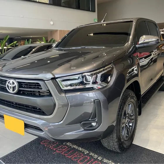 Toyota Hilux 2027 2.4l Diesel 4x4