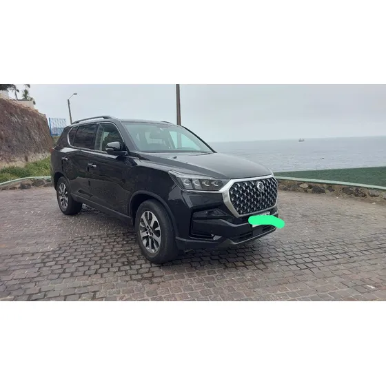 Ssangyong Rexton 4x2 At