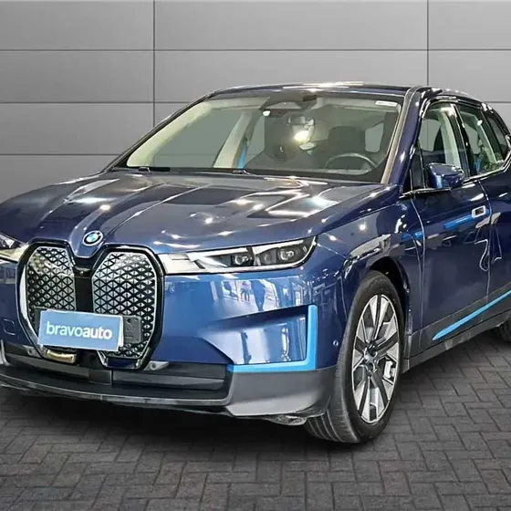BMW Ix 2023 0.0 Xdrive40 Suite At 4x4 Electrico 2023 en Vitacura - RM (Metropolitana) usado