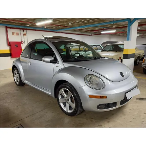 Volkswagen New Beetle 2.0 3p Automática