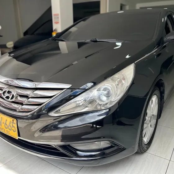 Hyundai Sonata I45 2011 2.4l