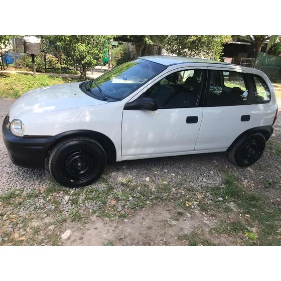 Chevrolet Corsa 1.6 Wind