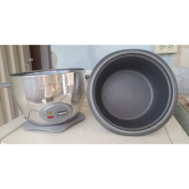 Vendo Olla Arrocera Usada,