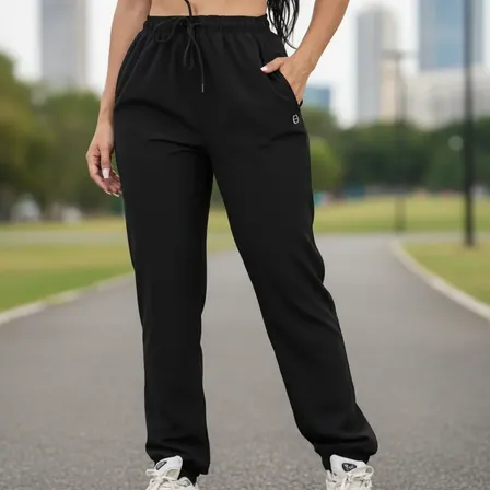 Calça Feminina Jogger Em Tactel Com Elastano Bolsos E Cordão Preto Liso G