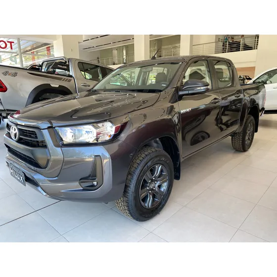 Toyota Hilux Pick-up 2.8 Cd Sr 204cv 4x4