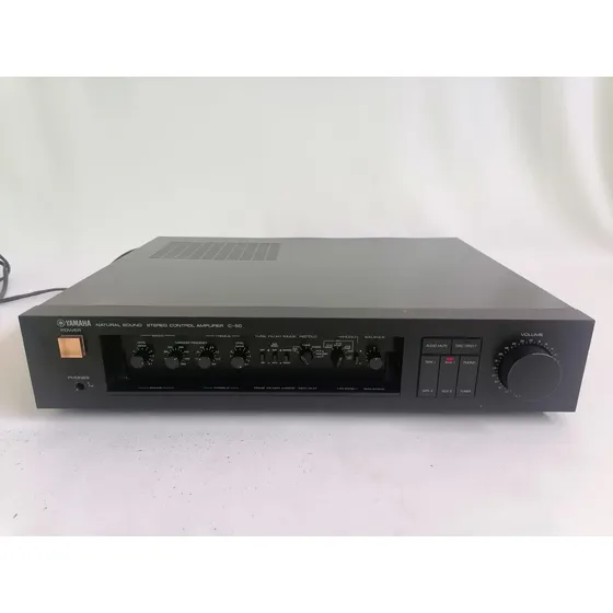 Preamplificador Yamaha C-50