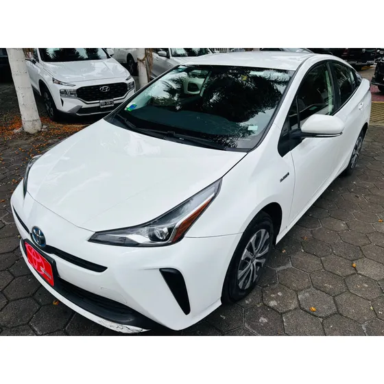 Toyota Prius 1.8 Base Cvt