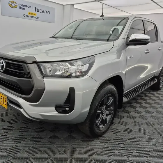 Toyota Hilux 2022 2.4 Diésel 4x4