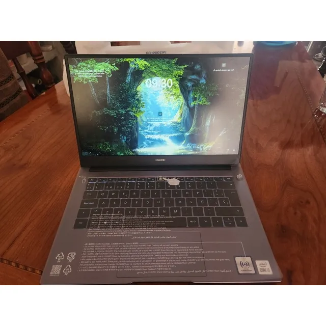 Laptop Huawei D14