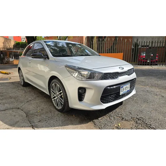 Kia Rio 1.6 Lx Hatchback Mt