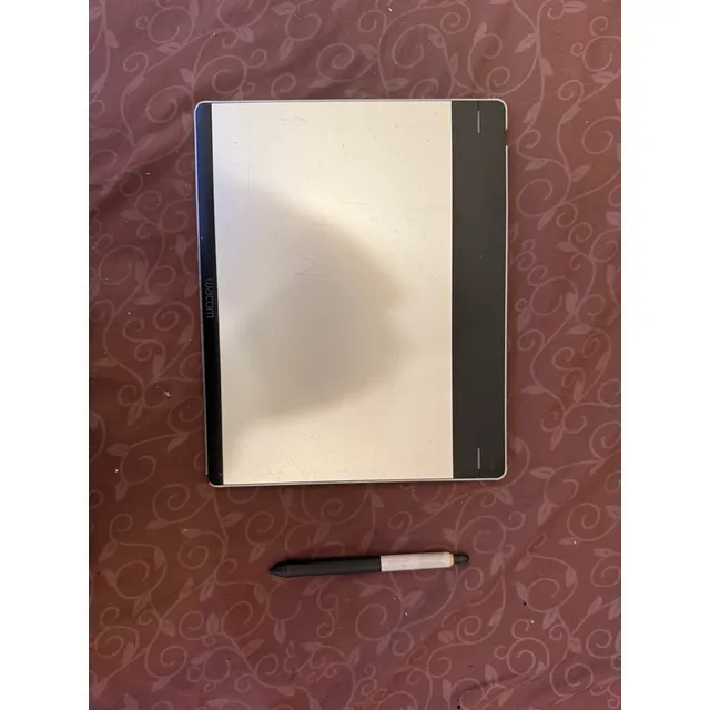 Wacom Intuos Pen & Touch Medium Cth680 Gris