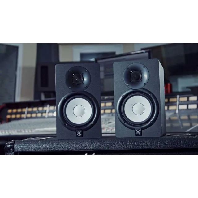 Monitores Yamaha Hs5 De Estudio Mp Campo Cercano Negro