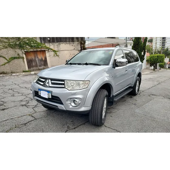 Mitsubishi Pajero Dakar 3.5 Hpe Flex Aut. 5p