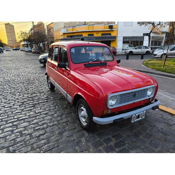 Renault R4 0.8