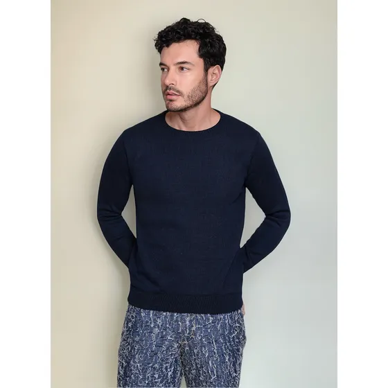 Saco De Hombre. Polo Cuello Redondo. Producto Nacional