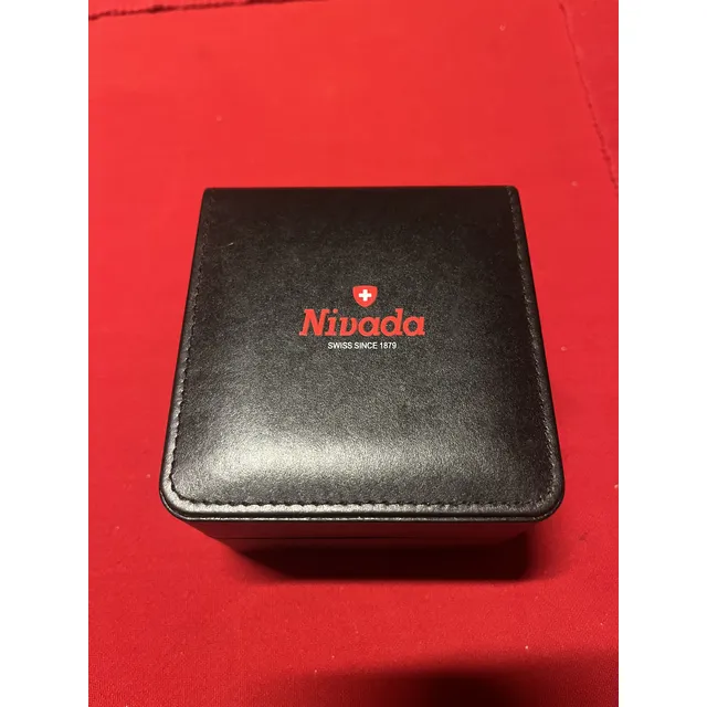 Reloj Nivada Original Con Su Estuche
