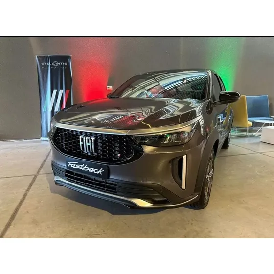 Fiat Fastback 1.3 T270 At6