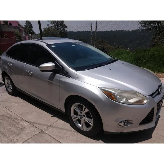 Ford Focus S 5vel Mt