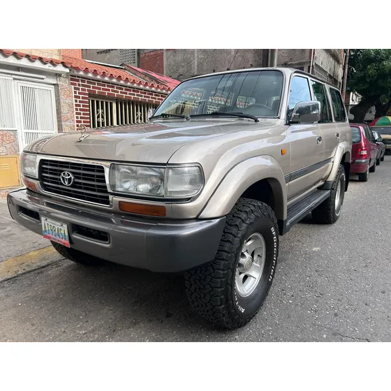 Toyota Burbuja Land Cruzier Vx