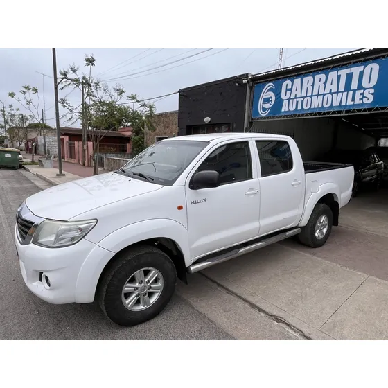 Toyota Hilux 2.7 Cd Srv Vvti 4x4 - A3