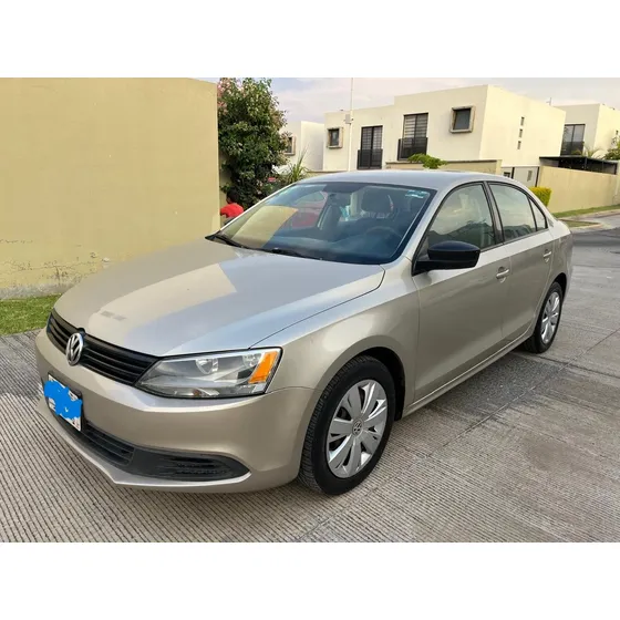 Volkswagen Jetta 2.0 L4 Mt