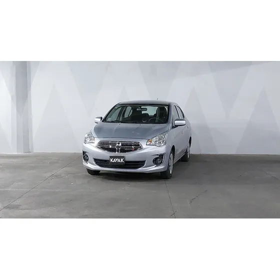 Dodge Attitude 1.2 Se