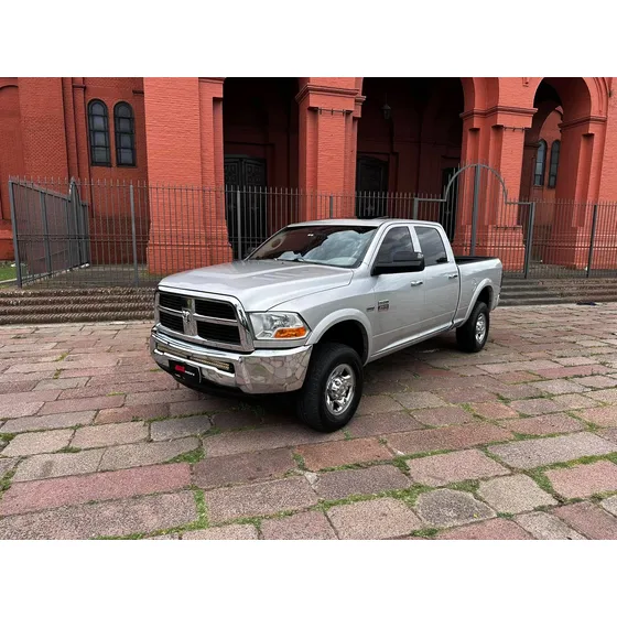 Dodge Ram 2500 Pickup St 4x4 At