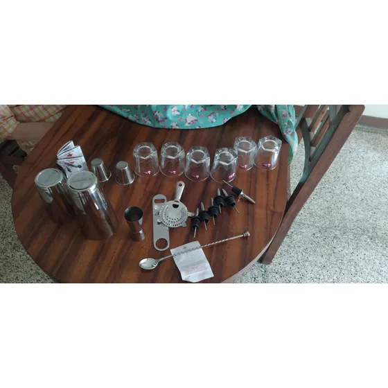 Kit Para Bartenders, Nuevo Y Sin Uso, Incluye Cristalería