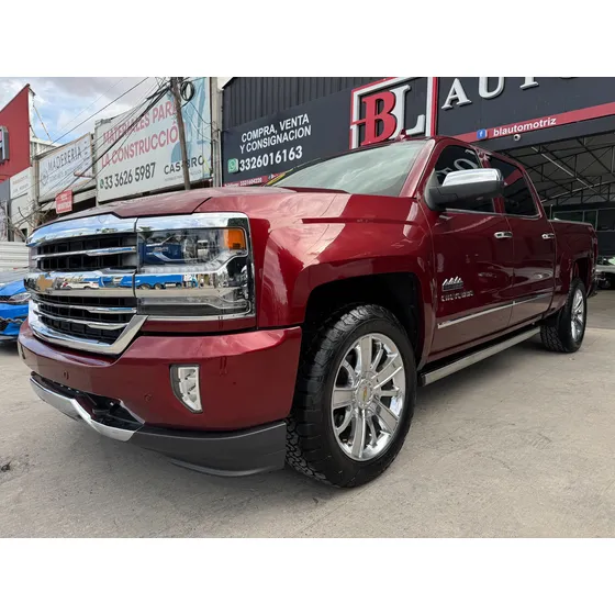 Chevrolet Cheyenne 6.2 2500 Doble Cab High Country 4x4 Mt