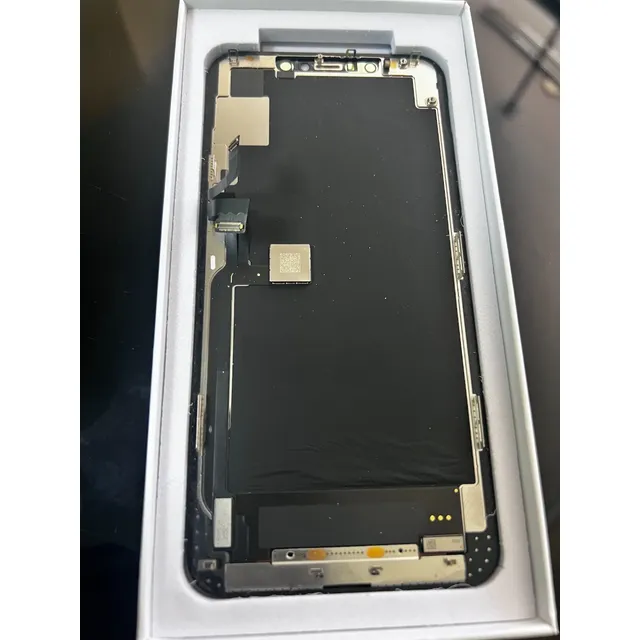Pantalla Para iPhone 11 Pro Max - Usada Con Detalle