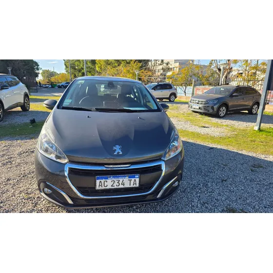 Peugeot 208 1.6 Feline Tiptronic