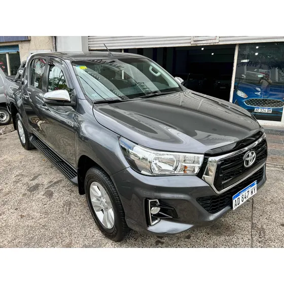 Toyota Hilux Pick-up 2.8 Cd Srv 177cv 4x4 At