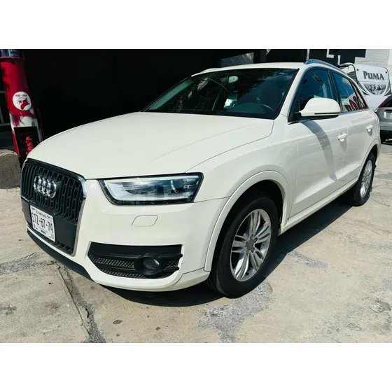 Audi Q3 2.0 Luxury 211hp At