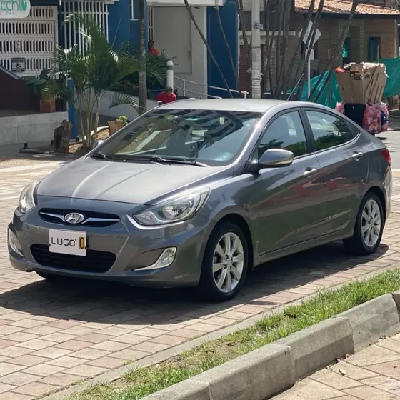Hyundai Accent 2015 Gl I25 Mecánico 1.6 Único Dueño