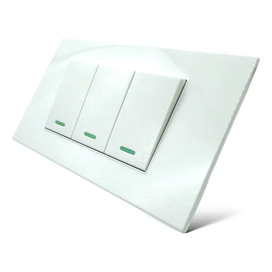 Interruptor Triple Sobrepuesto Brillante 16a Certificado Color Blanco Brillante